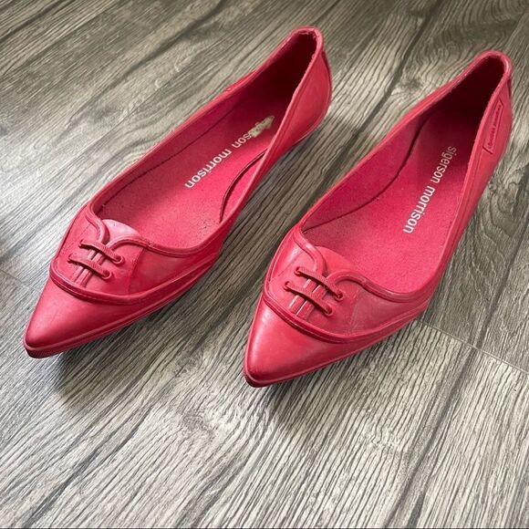 SIGERSON MORRISON Rain or Shine Rubber Pointed Toe Skimmer Cherry Red Flat - Picture 7 of 15